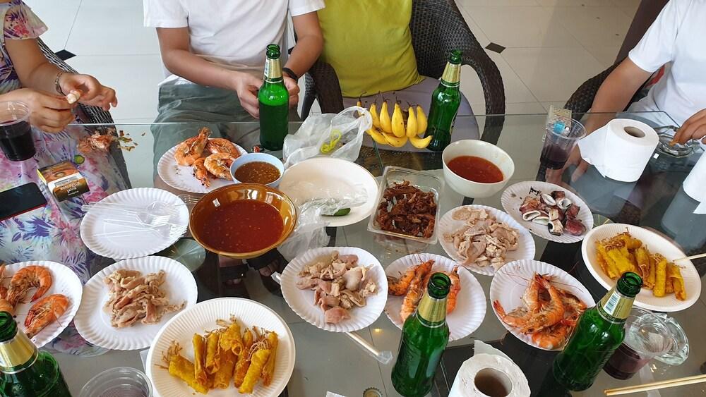Fish And Summer House Patong Bagian luar foto