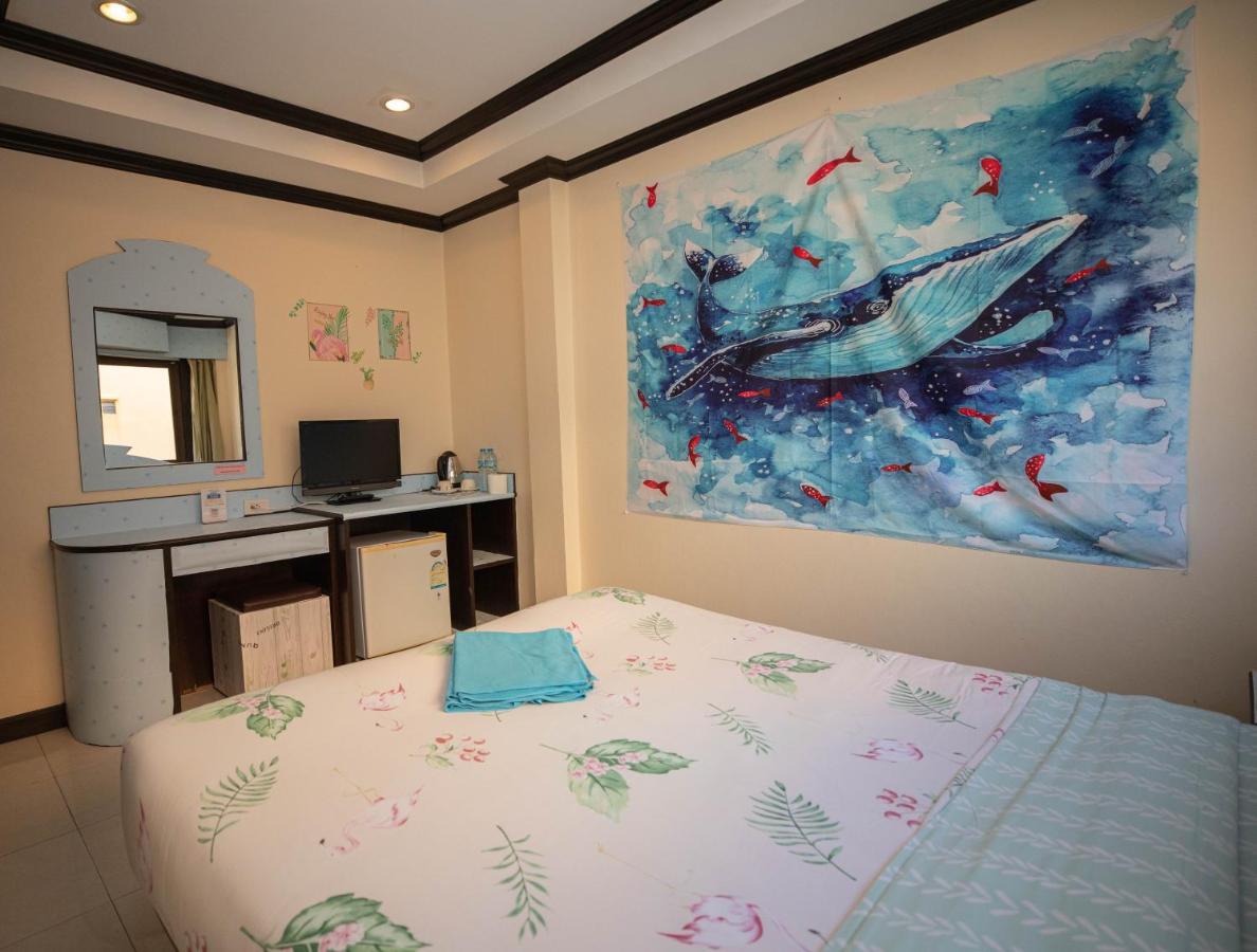 Fish And Summer House Patong Bagian luar foto